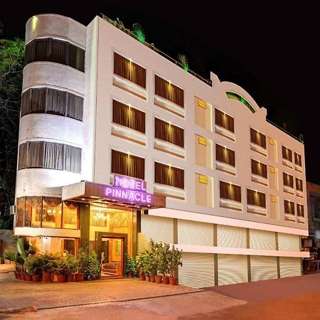 Hotel Pinnacle Ahmedabad Luaran gambar