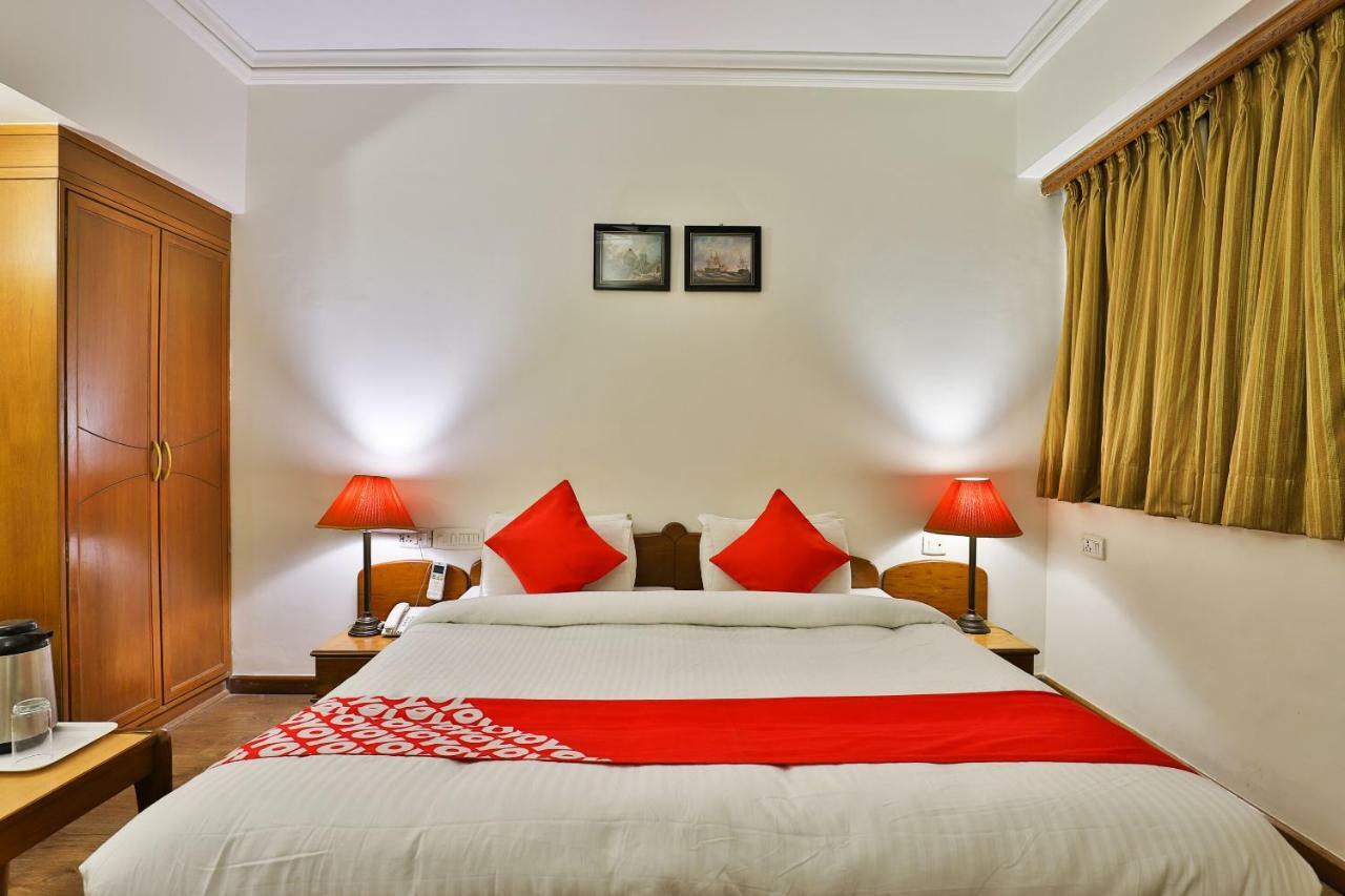 Hotel Pinnacle Ahmedabad Luaran gambar