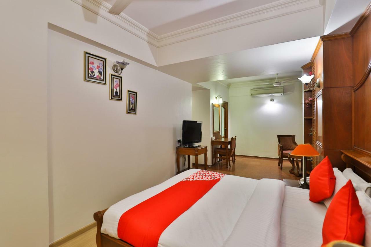 Hotel Pinnacle Ahmedabad Luaran gambar